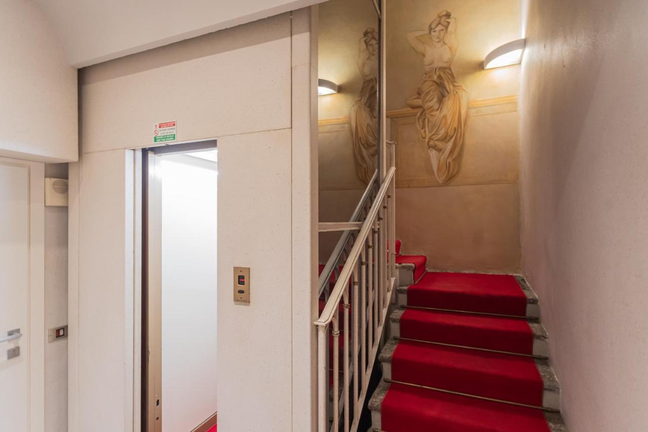 Lake Holiday Como By Rent All Côme Esterno foto