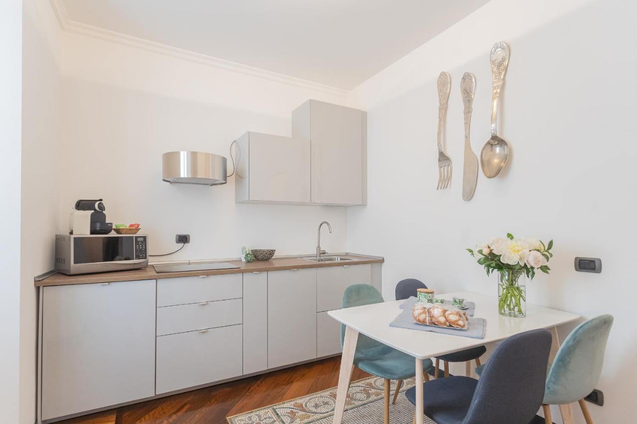 Lake Holiday Como By Rent All Côme Esterno foto